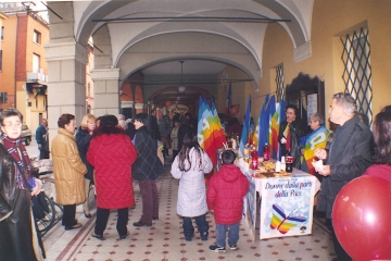 Donne-dalla-parte-della-pace-marzo-2003